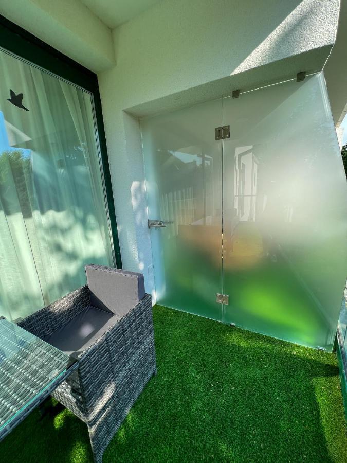 Villa Bauhaus Wellness Apartments 207 - Petiteplage Шиофок Экстерьер фото