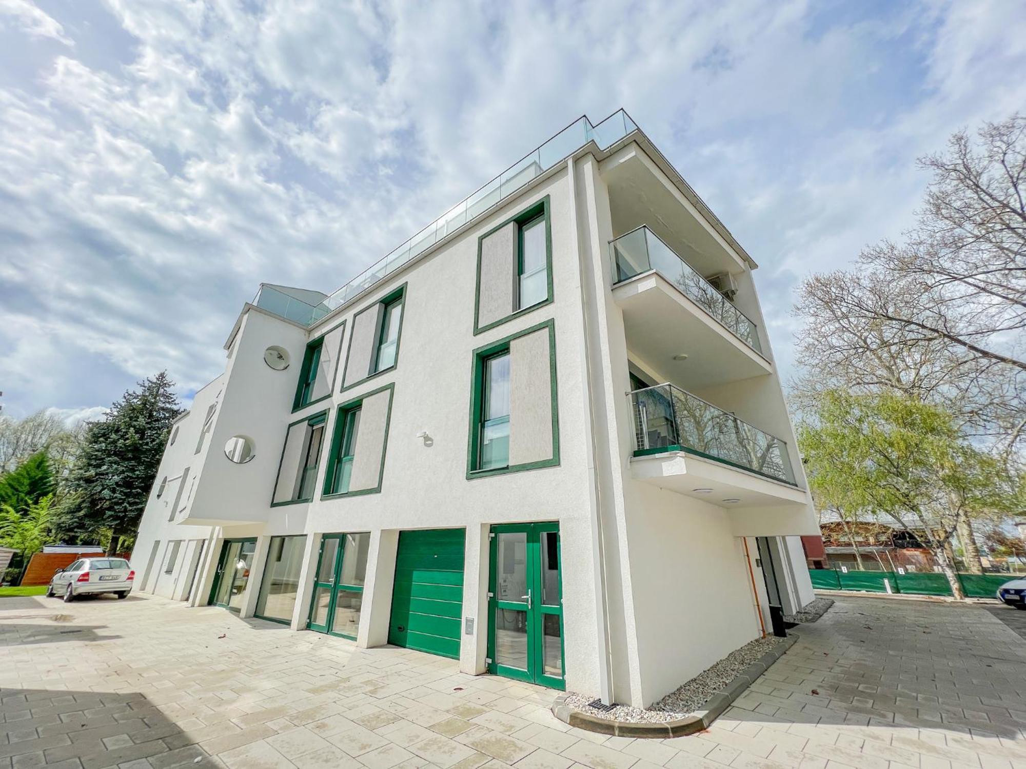 Villa Bauhaus Wellness Apartments 207 - Petiteplage Шиофок Экстерьер фото